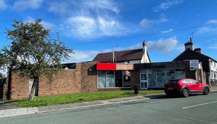 63 Badger Bait, Little Neston, Wirral